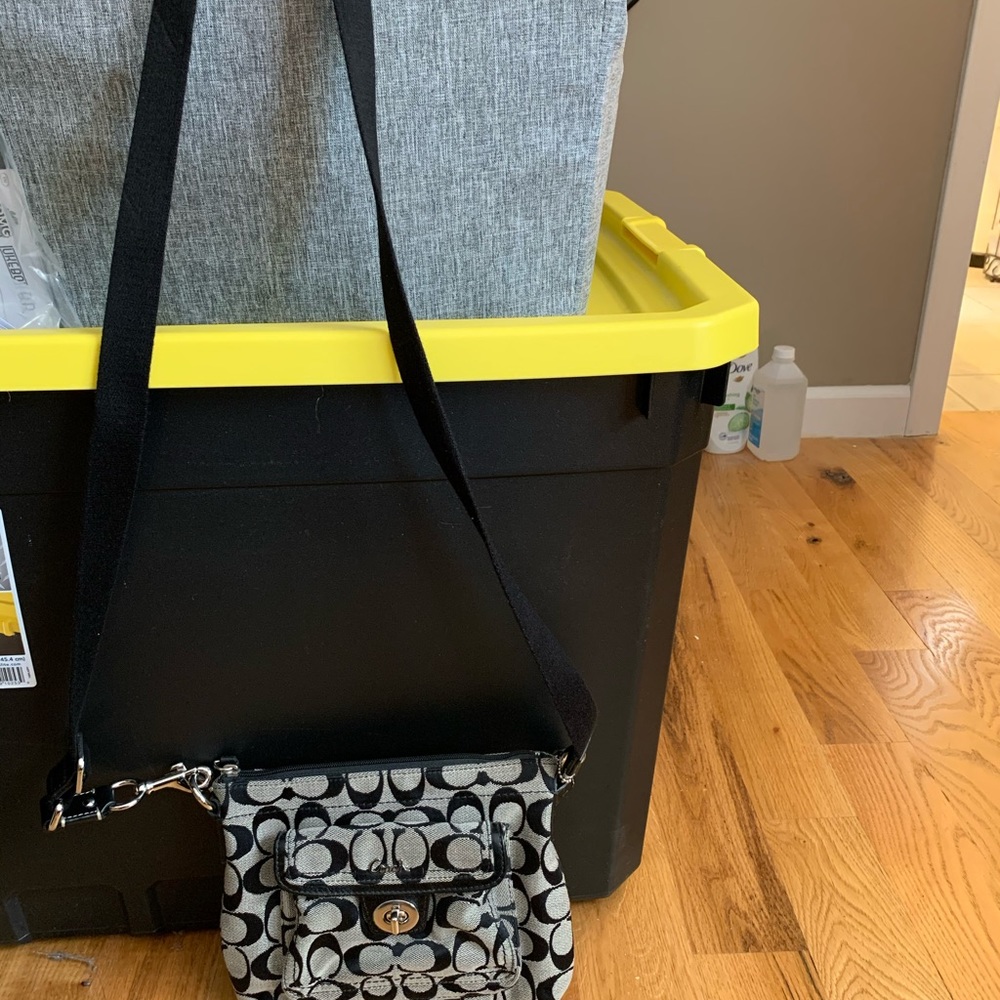 Coach handbag - Picture 2 of 11